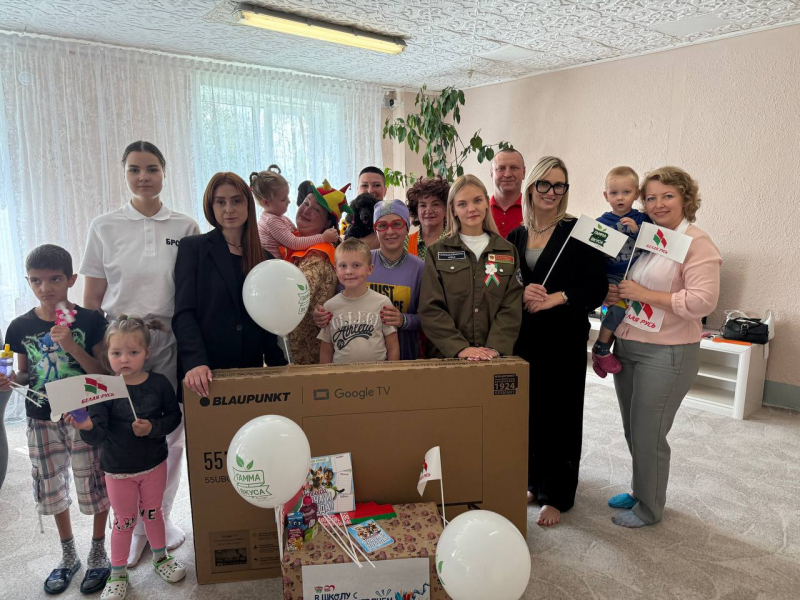 ФОТОФАКТ | Пристоличье участвует в благотворительной акции «В школу с Добрым Сердцем»